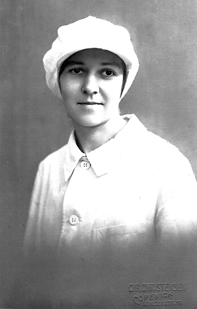 Maurerlehrling Margot Zachert, 1926