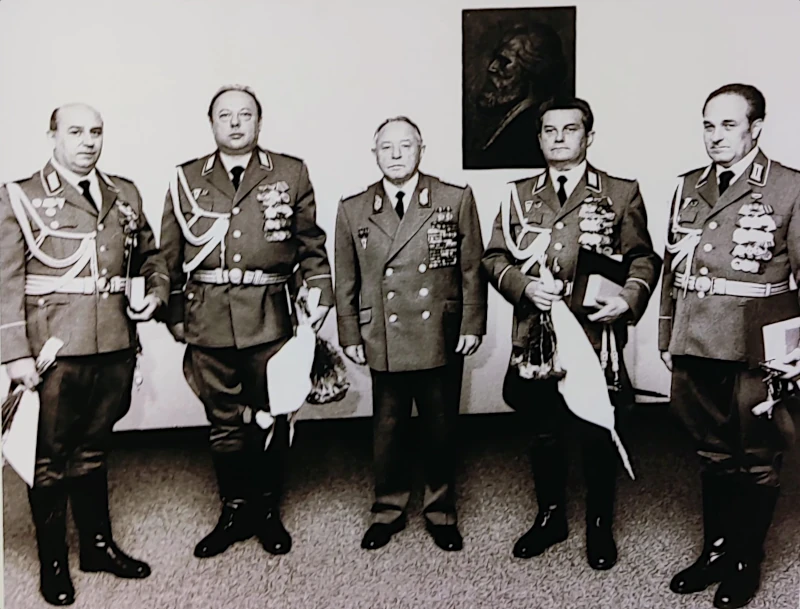 Die Täter: Mielkes Stab